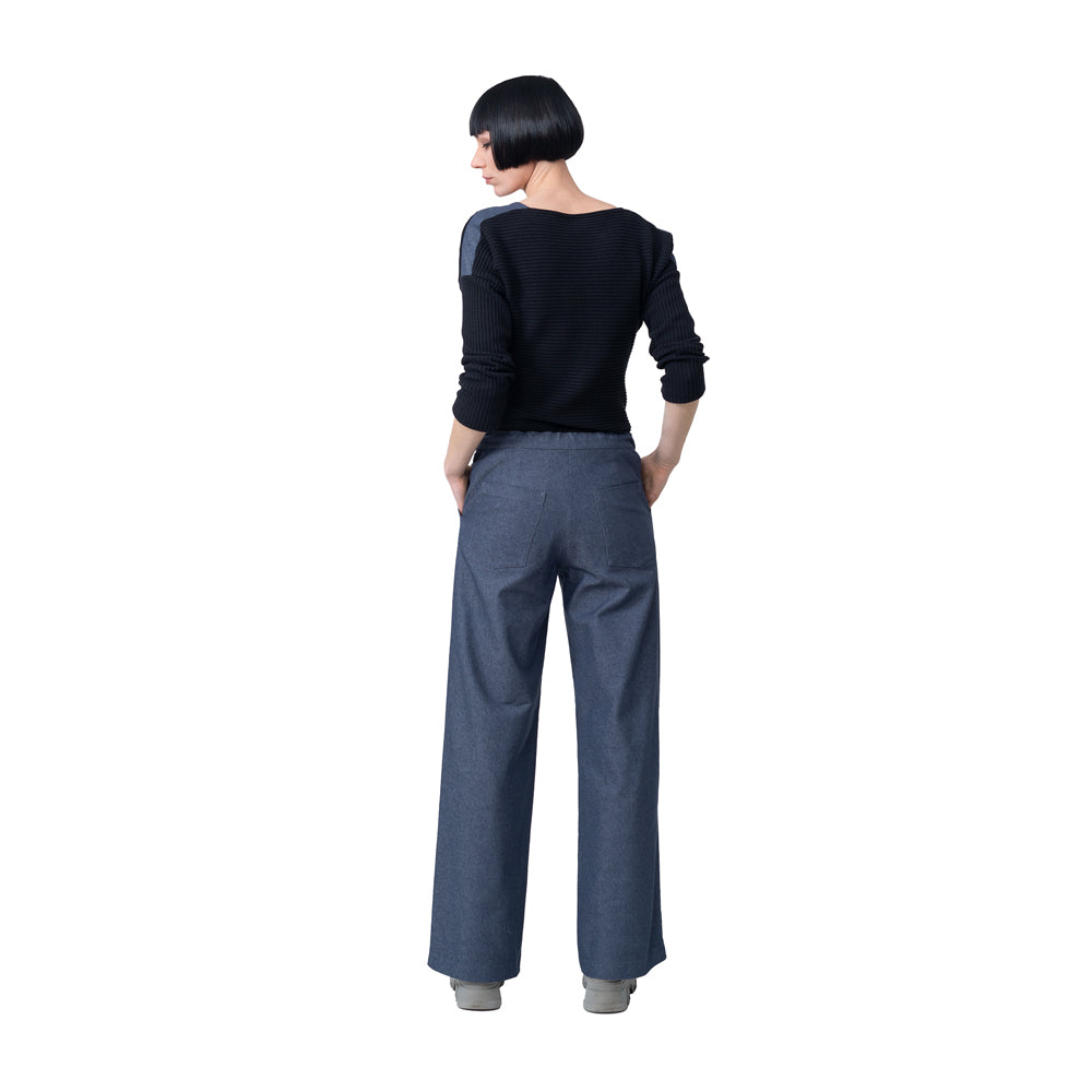 Weite Jeanshose zum Binden